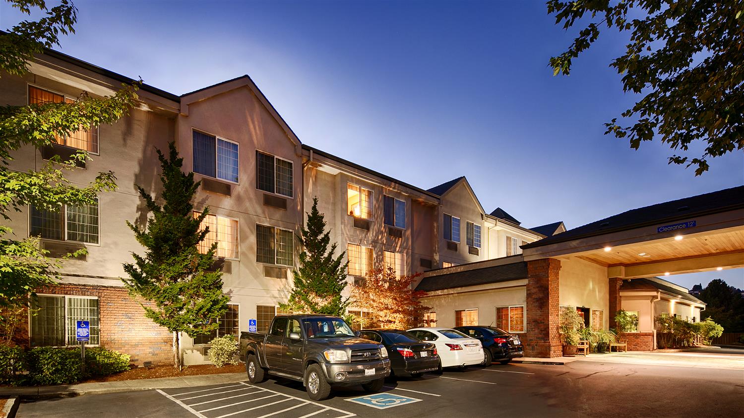 Best Western Plus Northwind Inn Suites King City Or See S Exterior View Best Western Plus Northwind Inn Suites King City