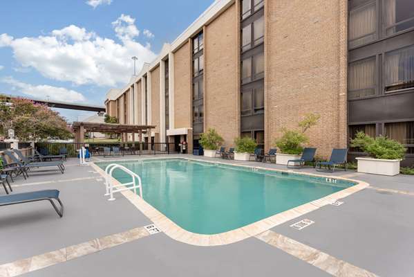 Pool - Best Western Plus Austin Central Hotel - I-35, Exit 238A