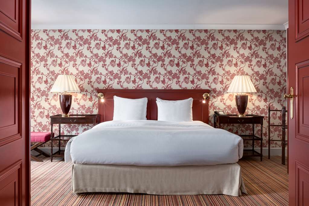 NH BRUGGE-guestroom-Guest Room,Suite,On-Site.jpg