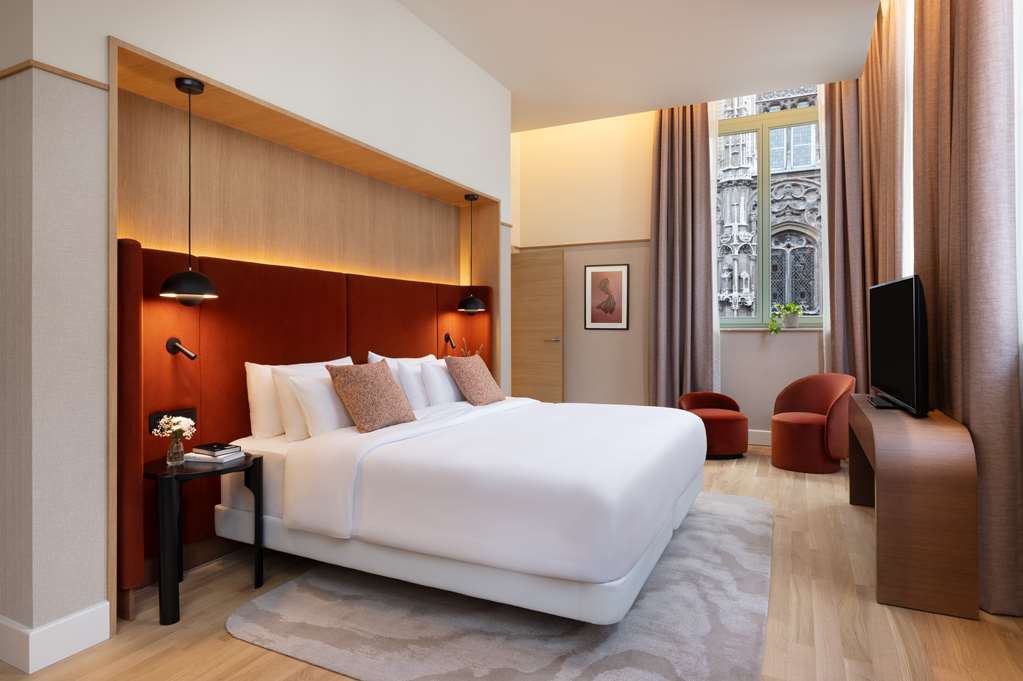 NH COLLECTION GENT-guestroom-Guest Room,Suite,On-Site.jpg