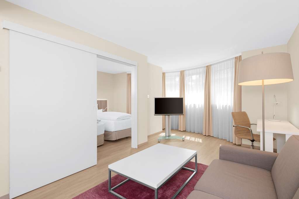 NH FUERTH NUERNBERG-guestroom-Guest Room,Suite,On-Site.jpg