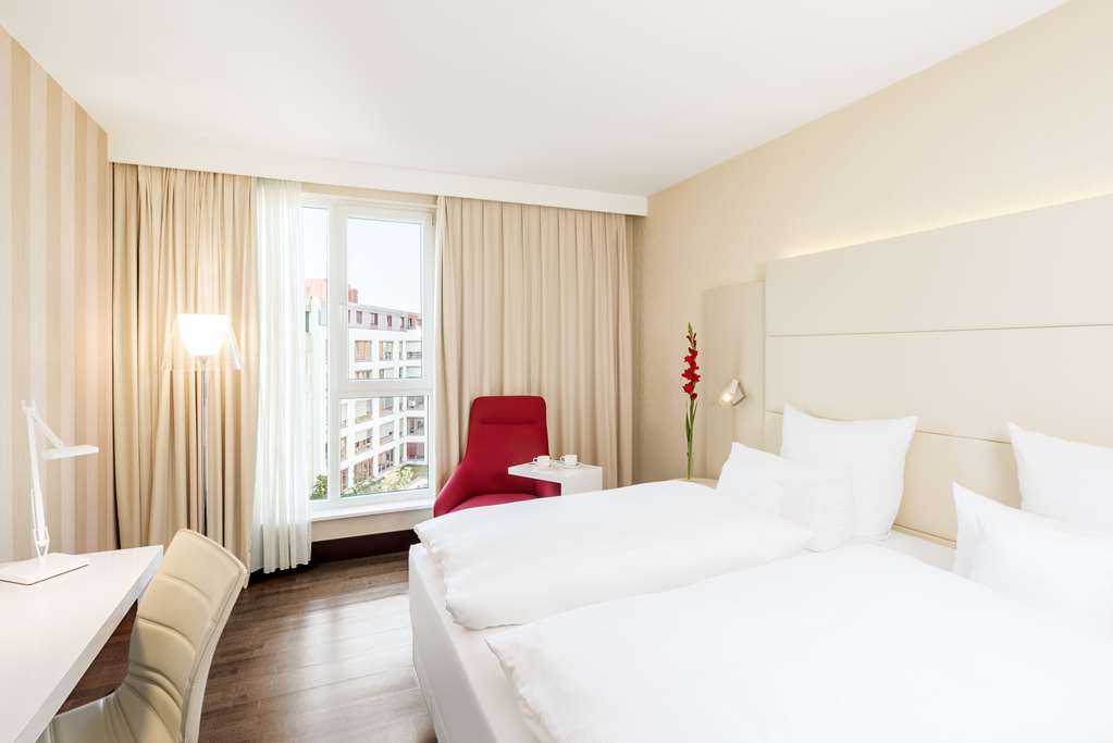 NH COLLECTION NUERNBERG CITY-guestroom-Guest Room,On-Site.jpg
