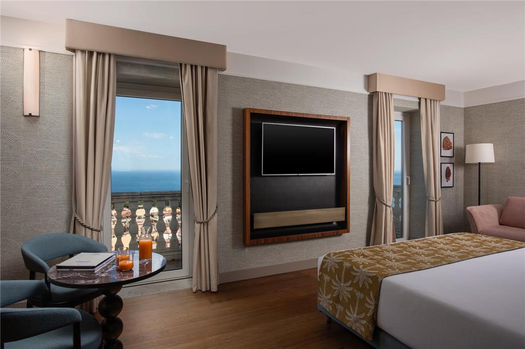 NH COLLECTION TAORMINA-guestroom-Guest Room,Guest Room Amenity,On-Site.jpg
