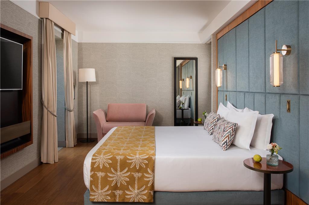 NH COLLECTION TAORMINA-guestroom-Guest Room,On-Site.jpg