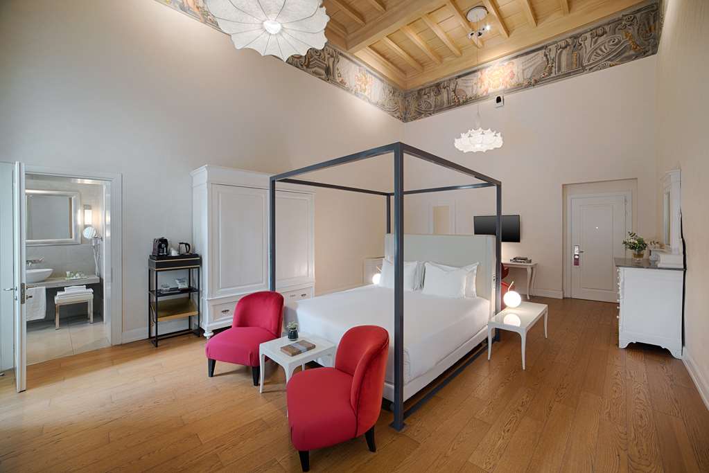 Guest photo