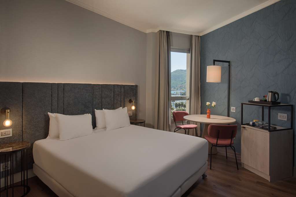 NH LA SPEZIA-guestroom-Guest Room,On-Site.jpg