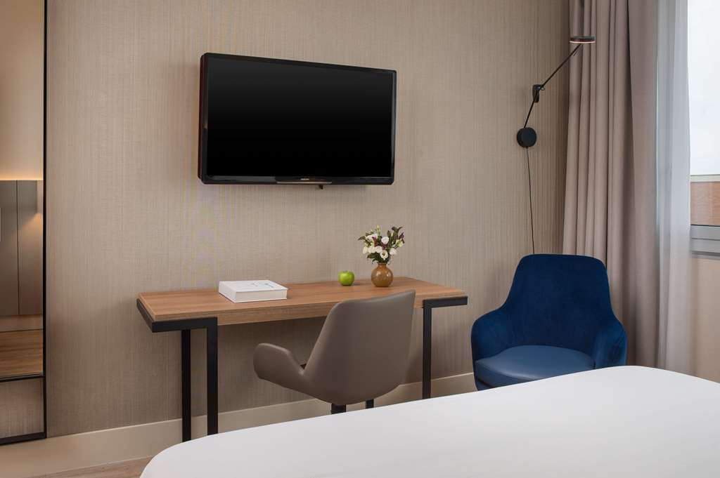 NH TRIESTE-guestroom-Guest Room,Guest Room Amenity,On-Site.jpg