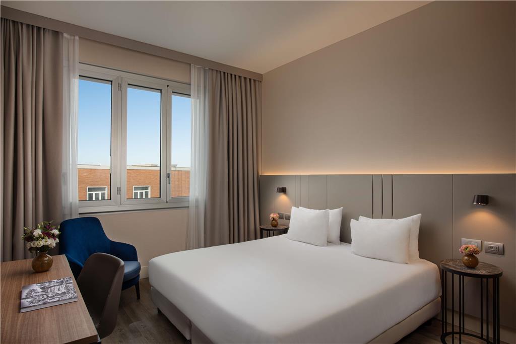 NH TRIESTE-guestroom-Guest Room,On-Site.jpg