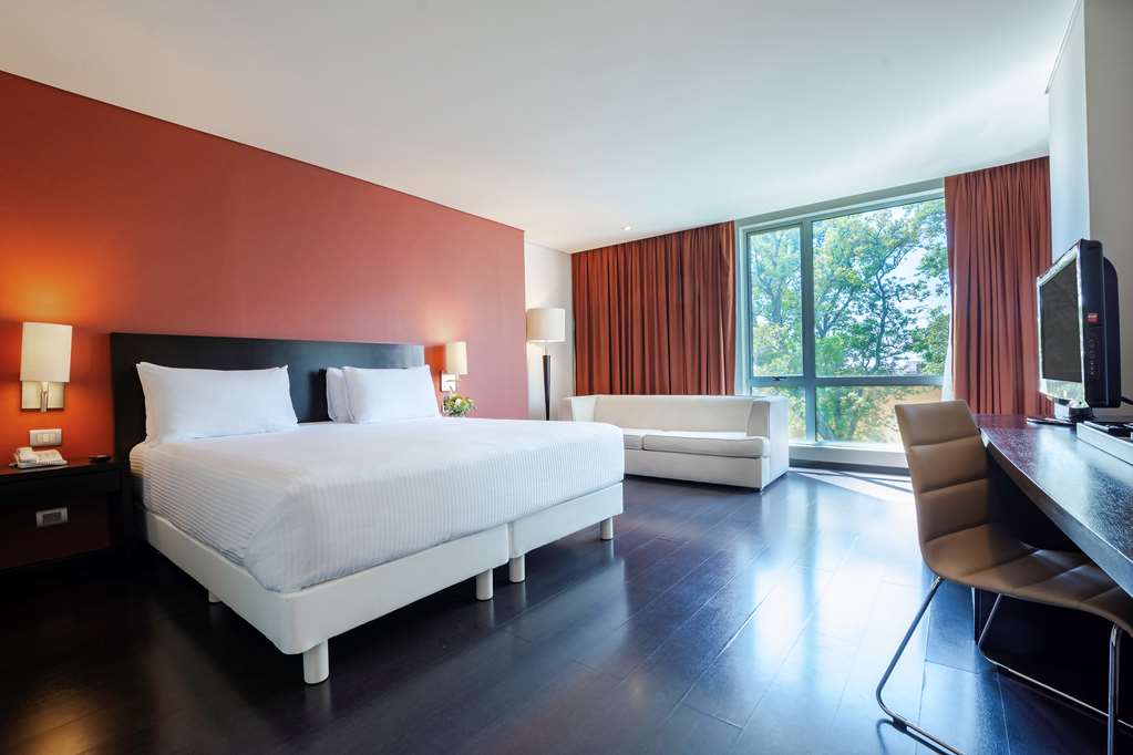 NH PUEBLA CENTRO HISTORICO-guestroom-Guest Room,Suite,On-Site.jpg