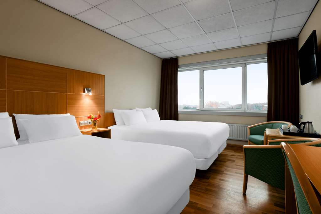 NH NOORDWIJK CONF LEEUWENHORST-guestroom-Guest Room,On-Site.jpg