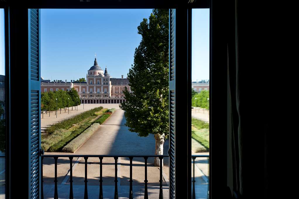 NH COLLECTION PALACIO ARANJUEZ-guestroom-Guest Room,On-Site.jpg