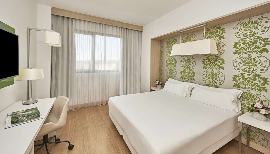 NH CAMPO CARTAGENA-guestroom-Guest Room,On-Site.jpg