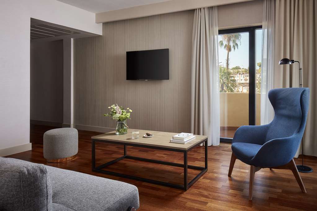 NH LUZ HUELVA-guestroom-Guest Room,Suite,On-Site.jpg