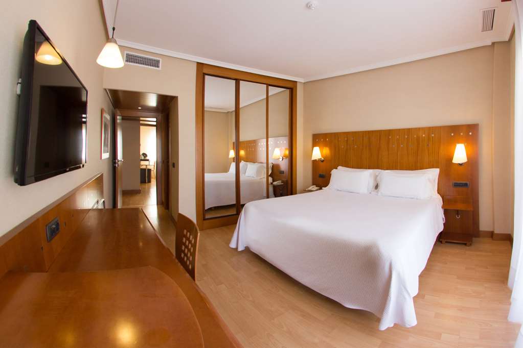 NH San Pedro-guestroom-Guest Room,Suite,On-Site.jpg