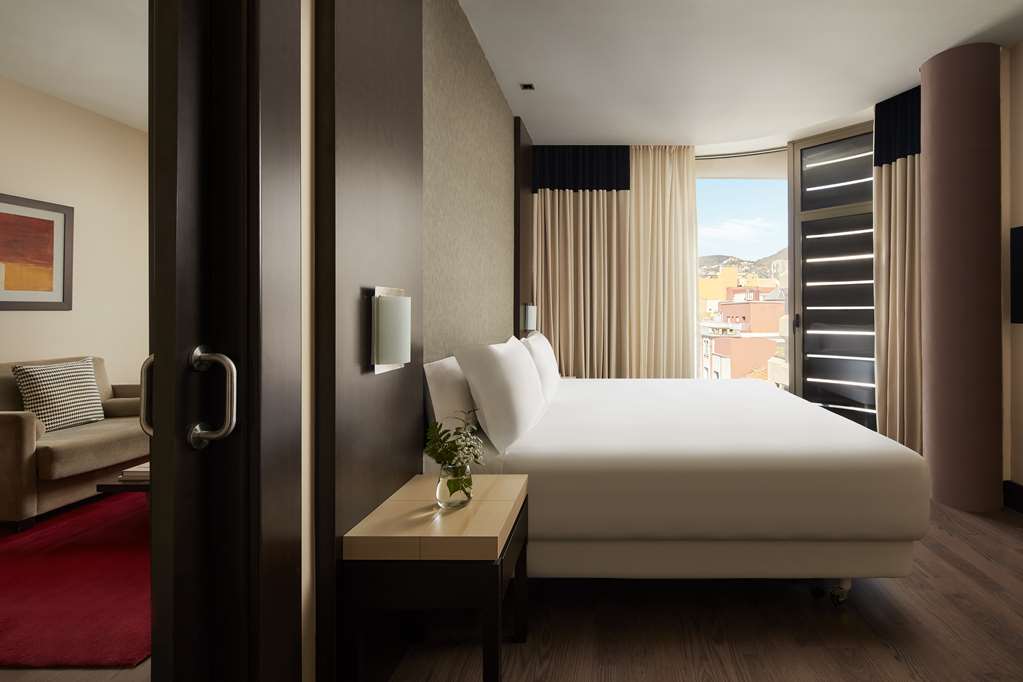 NH TENERIFE-guestroom-Guest Room,Suite,On-Site.jpg