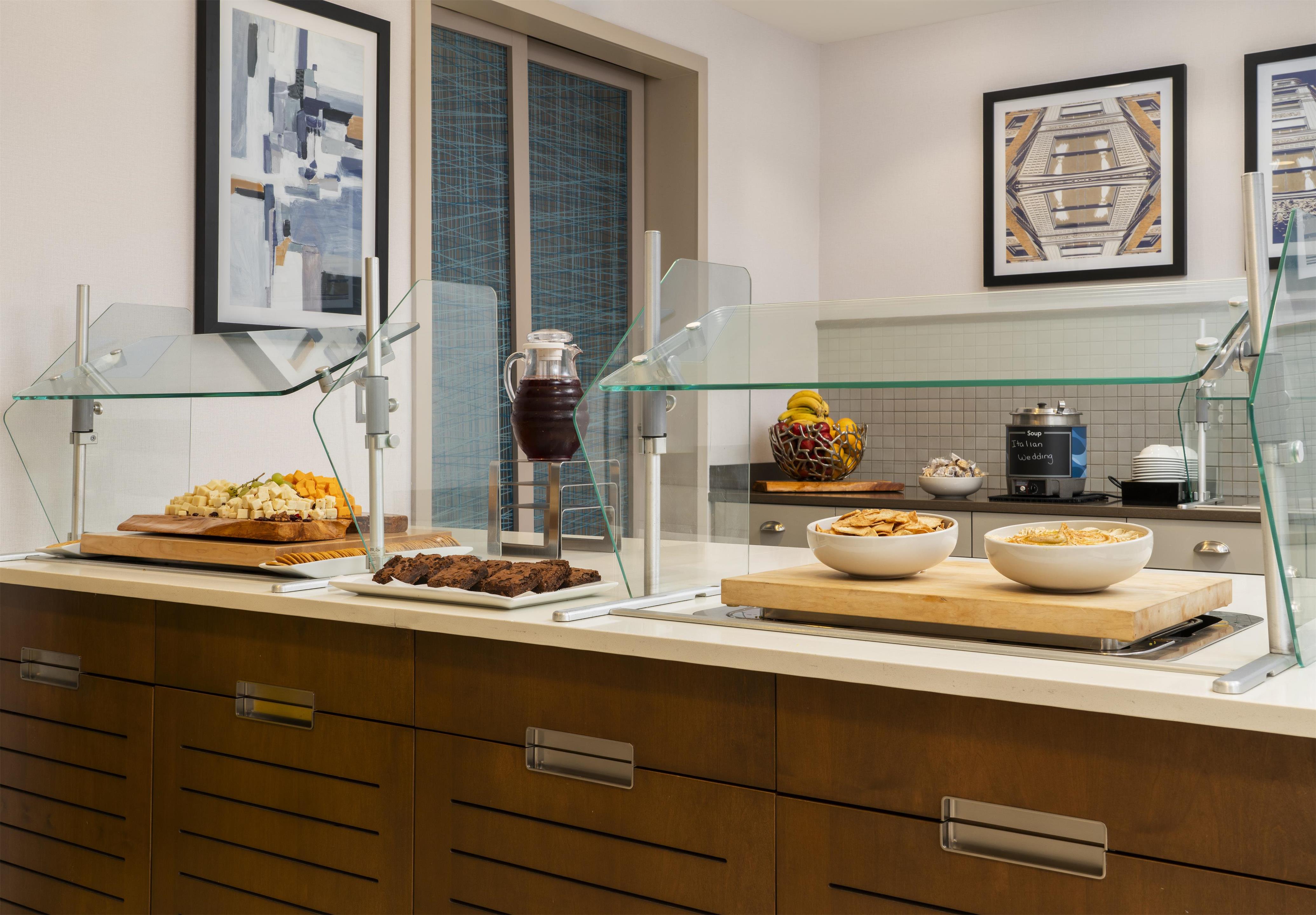 Restaurant | Homewood Suites by Hilton Boston Brookline-Longwood Medical