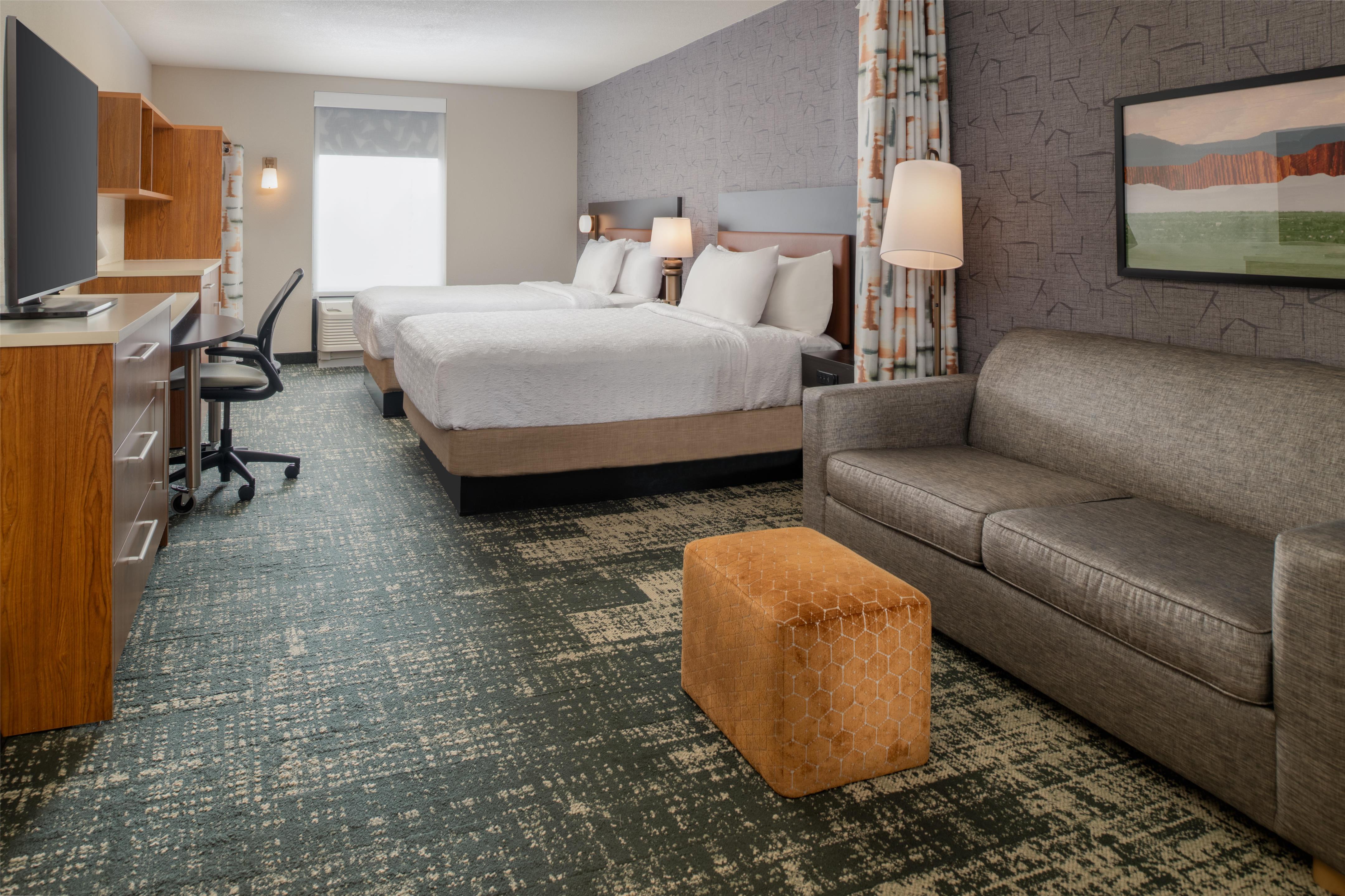 Guest room