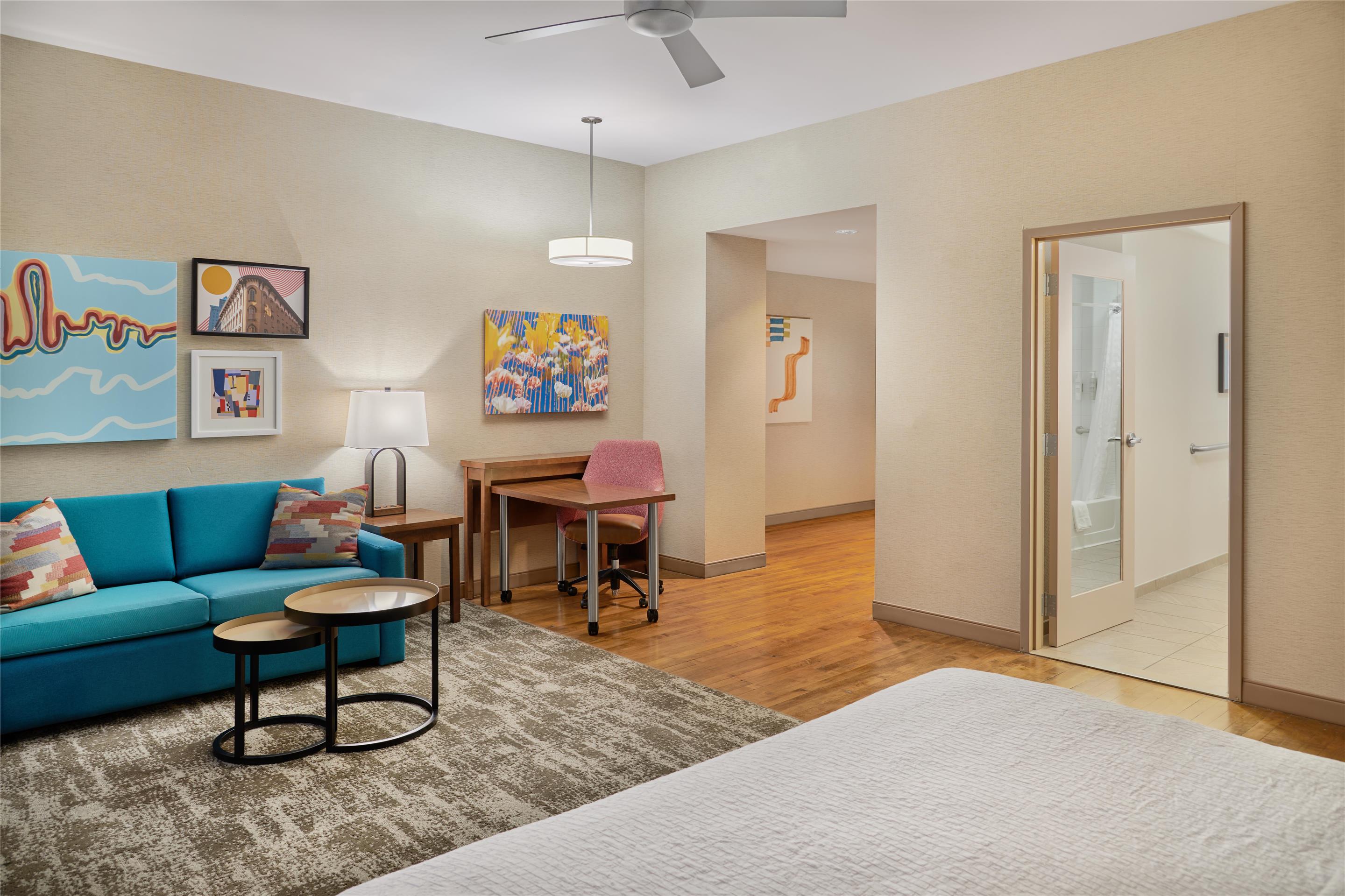 Guest room