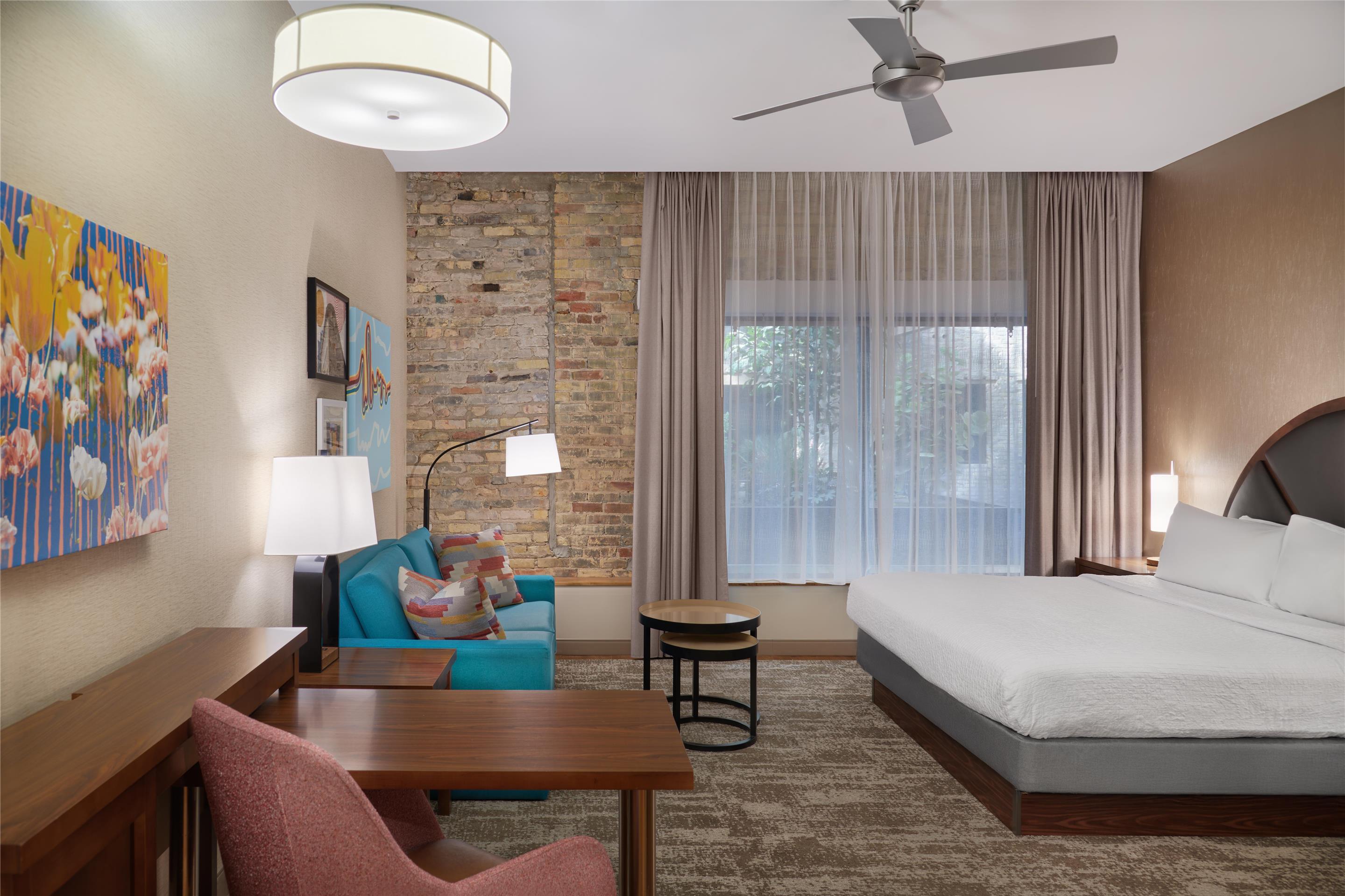 Guest room