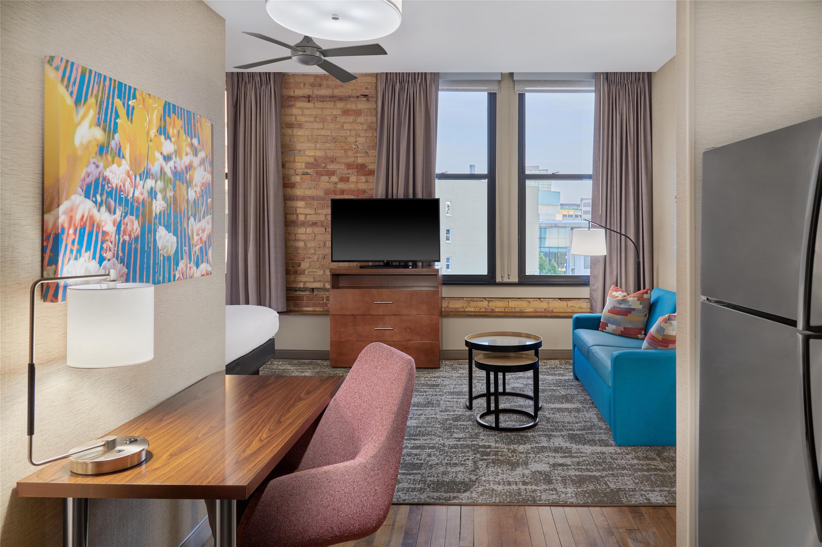 Guest room