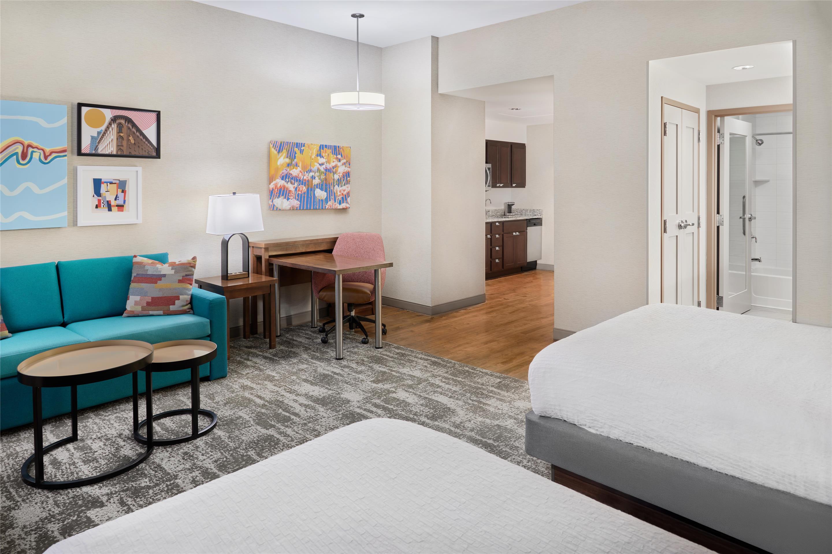 Guest room