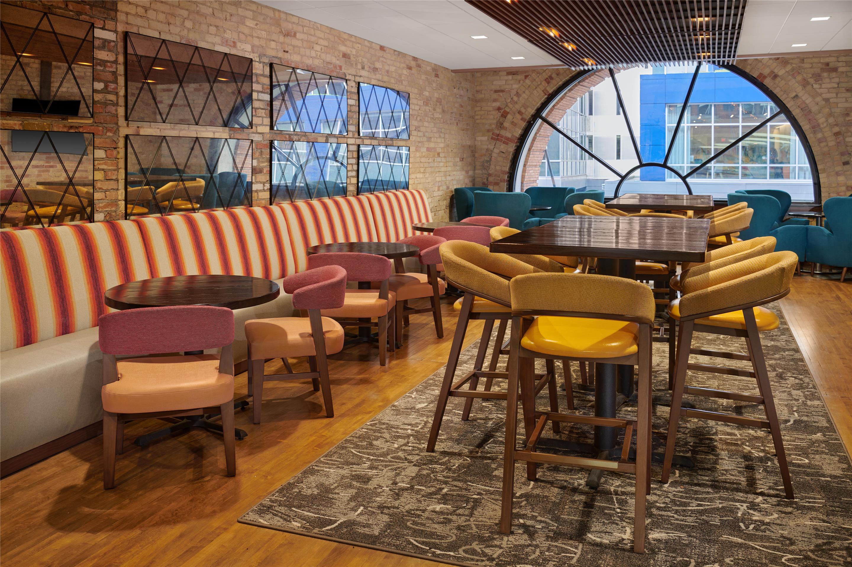 Restaurant | Homewood Suites by Hilton Grand Rapids Downtown