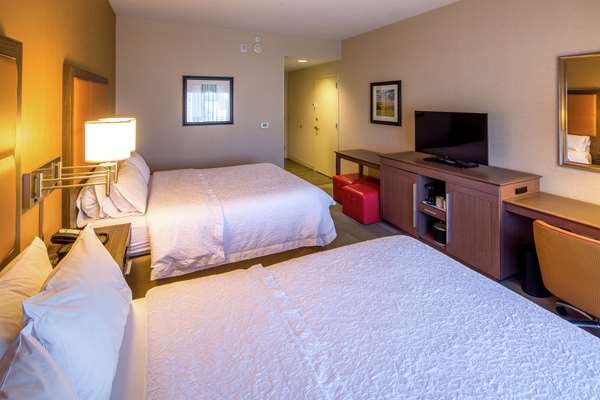  - Hampton Inn Downtown Houston - I-69, Exits 130 & 131