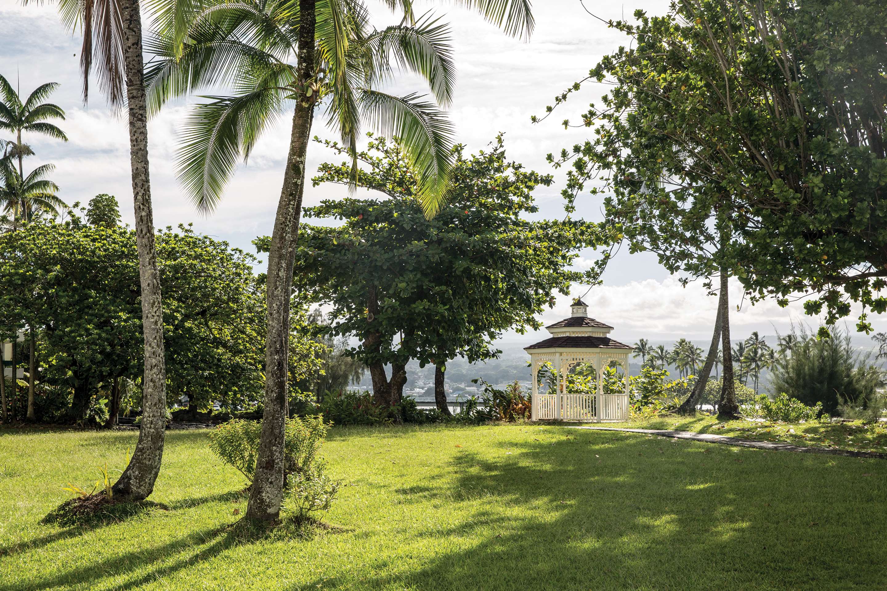 Exterior | Grand Naniloa Hotel Hilo - a Doubletree by Hilton
