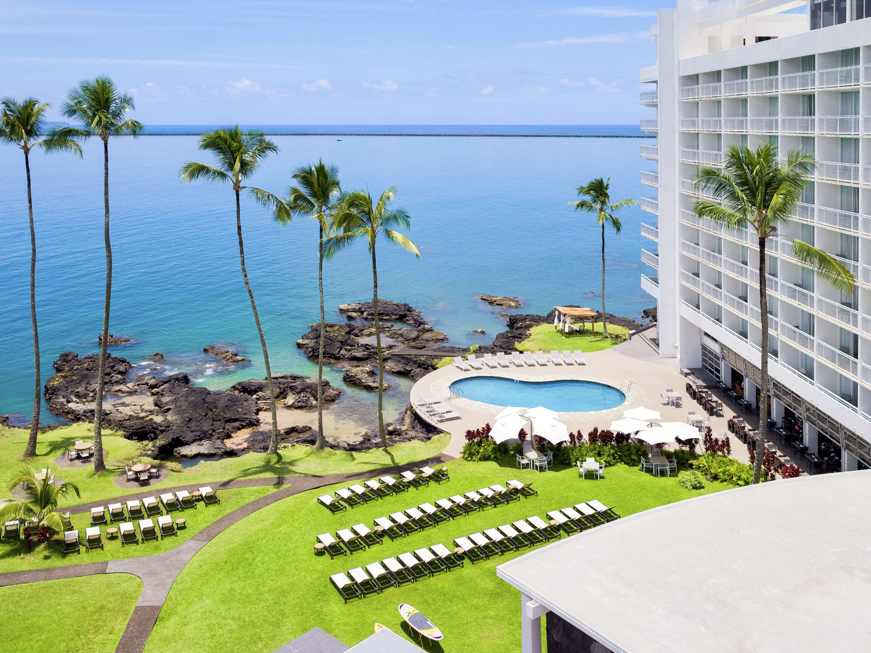 Pool | Grand Naniloa Hotel Hilo - a Doubletree by Hilton