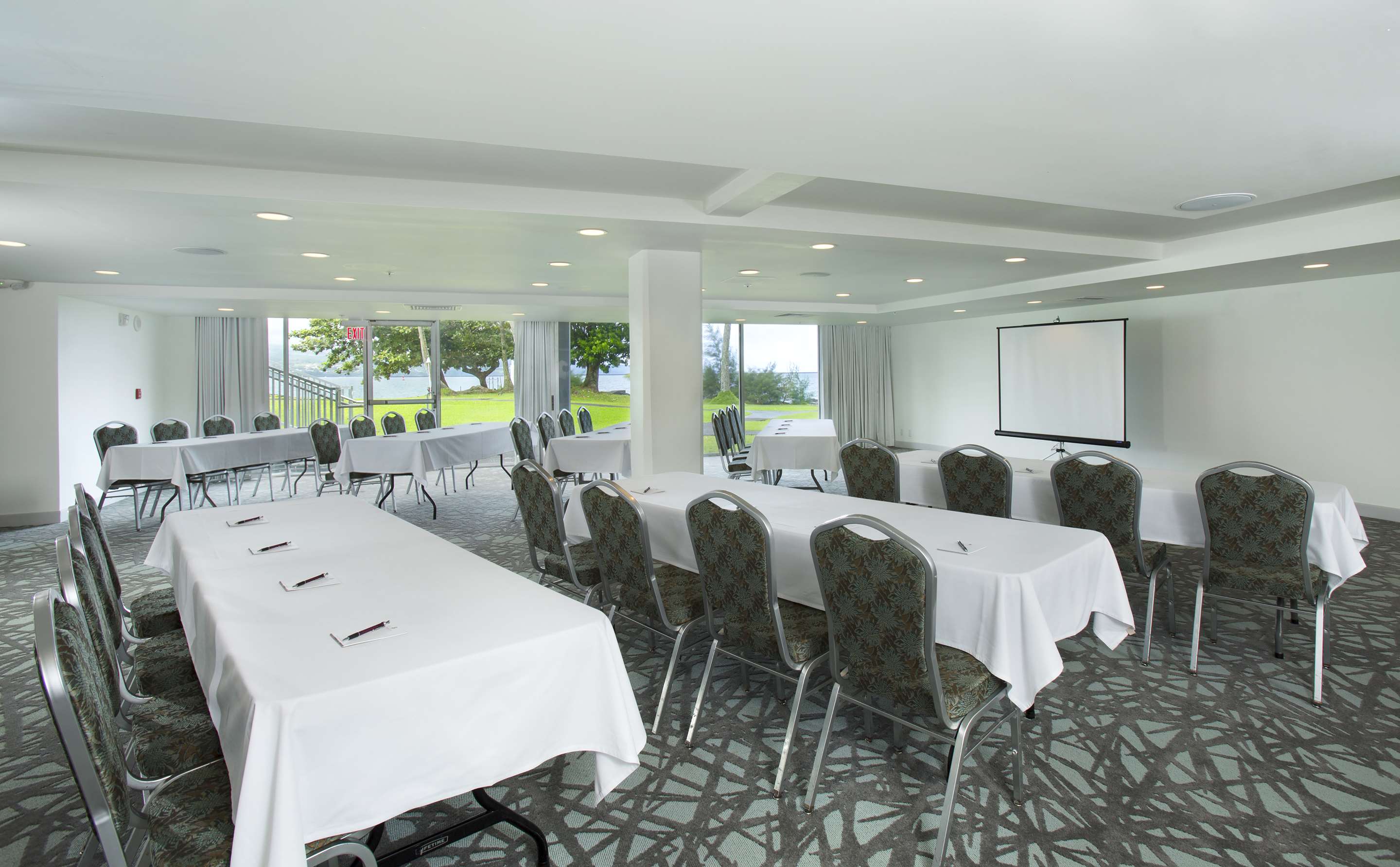 Meeting Room | Grand Naniloa Hotel Hilo - a Doubletree by Hilton