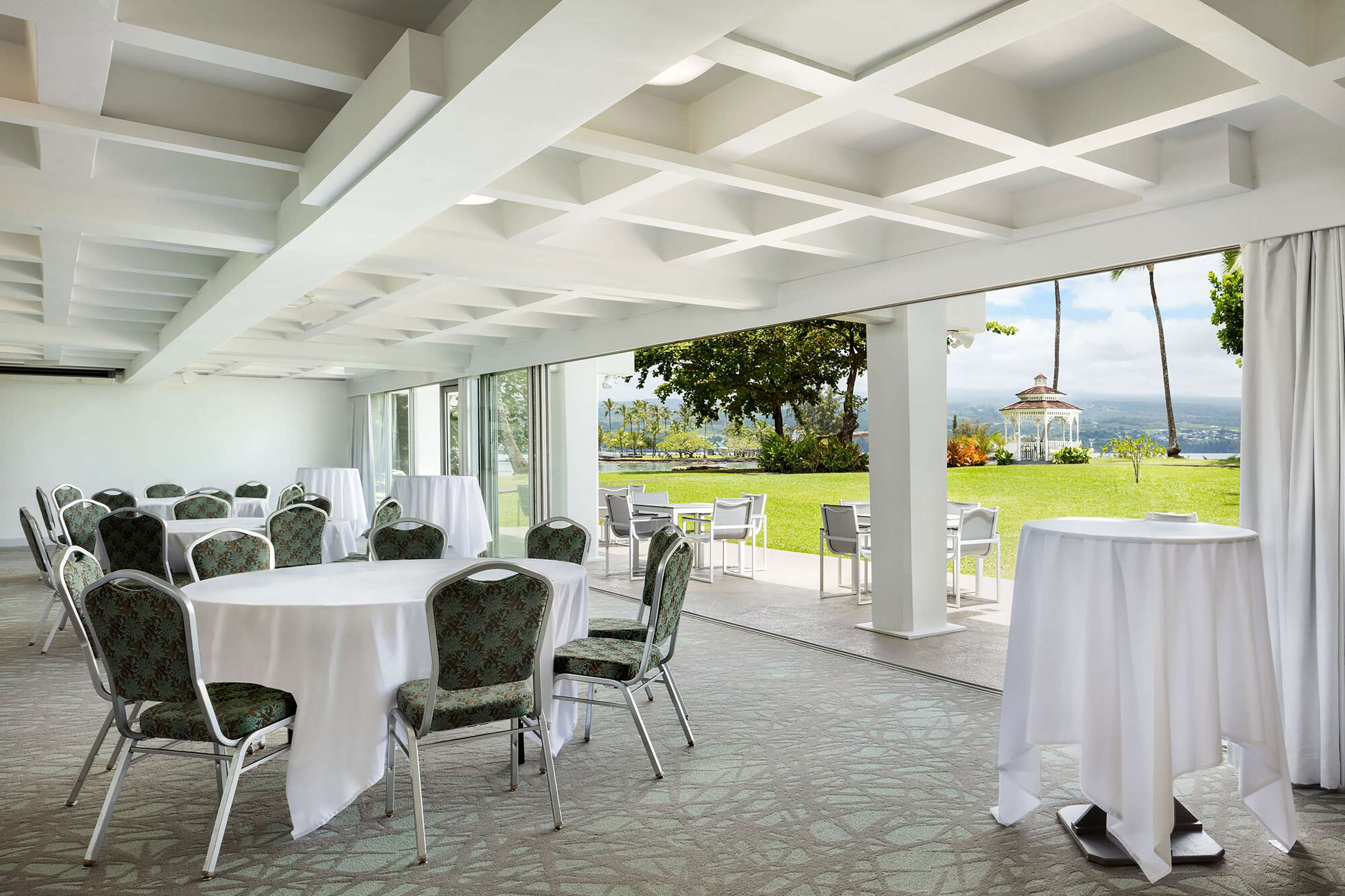 Meeting Room | Grand Naniloa Hotel Hilo - a Doubletree by Hilton