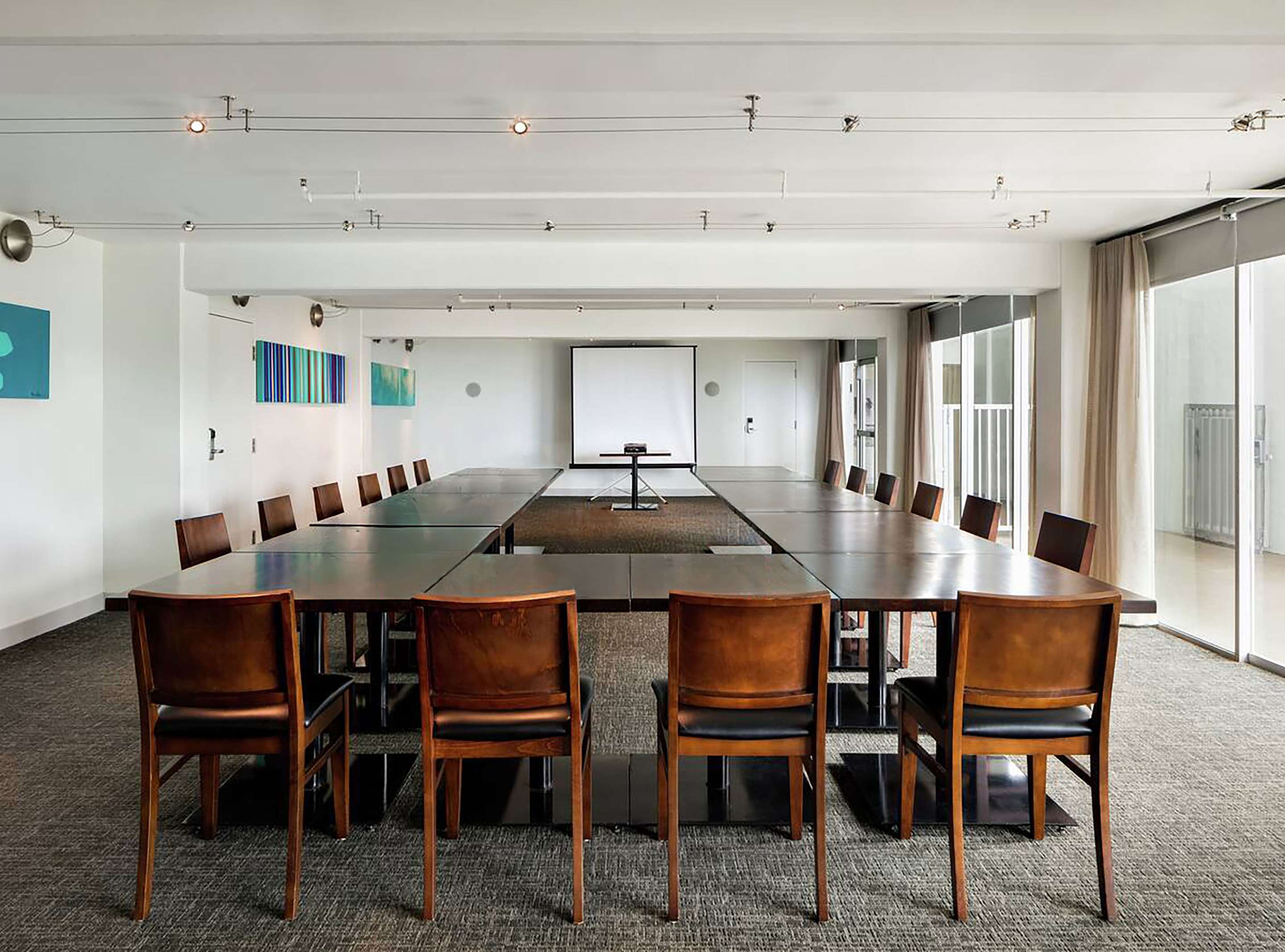 Meeting Room | Grand Naniloa Hotel Hilo - a Doubletree by Hilton
