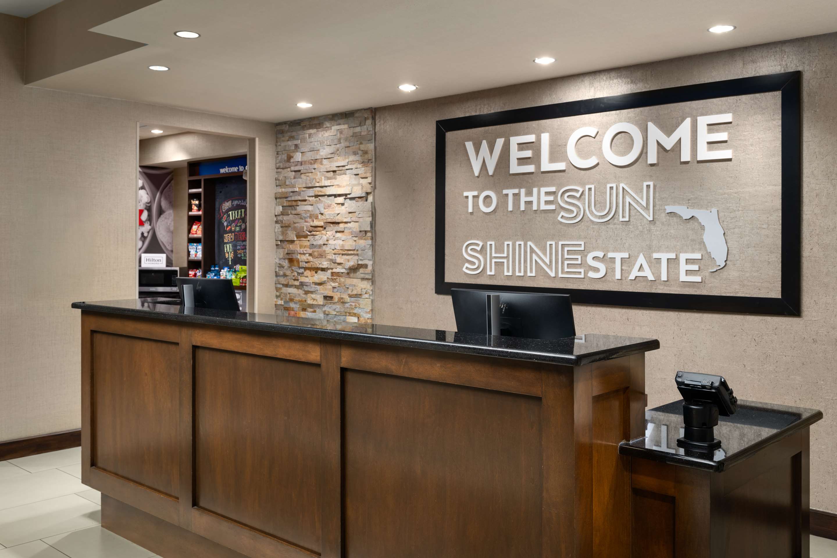 Reception | Hampton Inn & Suites Orlando/Downtown South - Medical Center