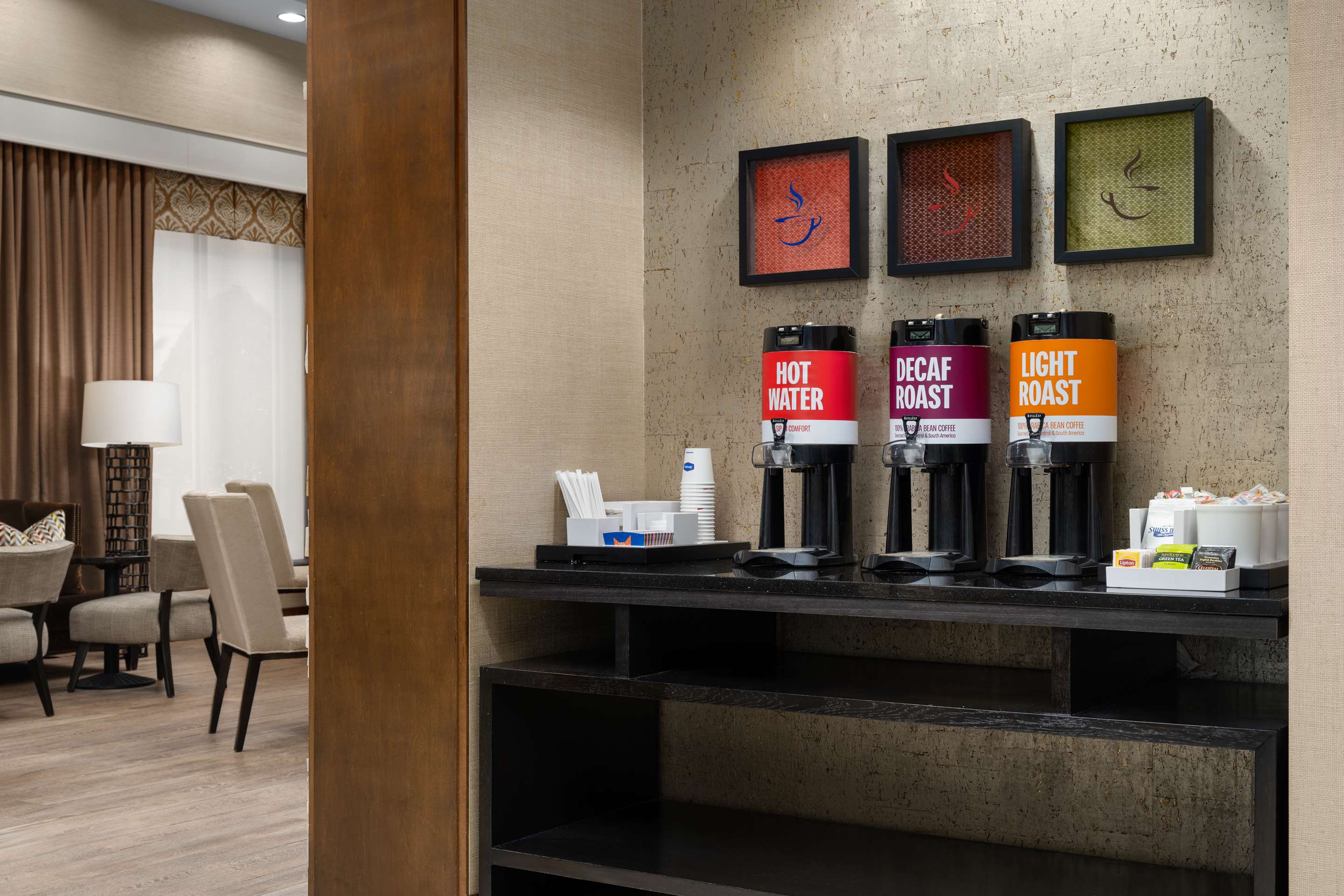 Restaurant | Hampton Inn & Suites Orlando/Downtown South - Medical Center