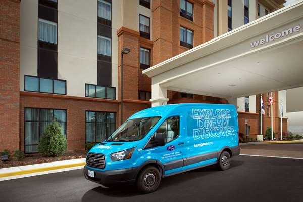 Exterior view - Hampton Inn & Suites Falls Church