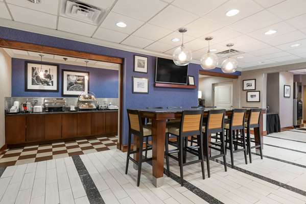  - Wingate by Wyndham Hotel Springfield - I-95 & I-495, Exit 169