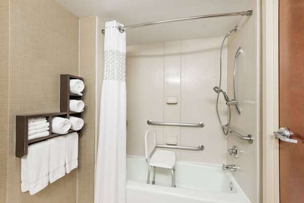  - Wingate by Wyndham Hotel Springfield - I-95 & I-495, Exit 169