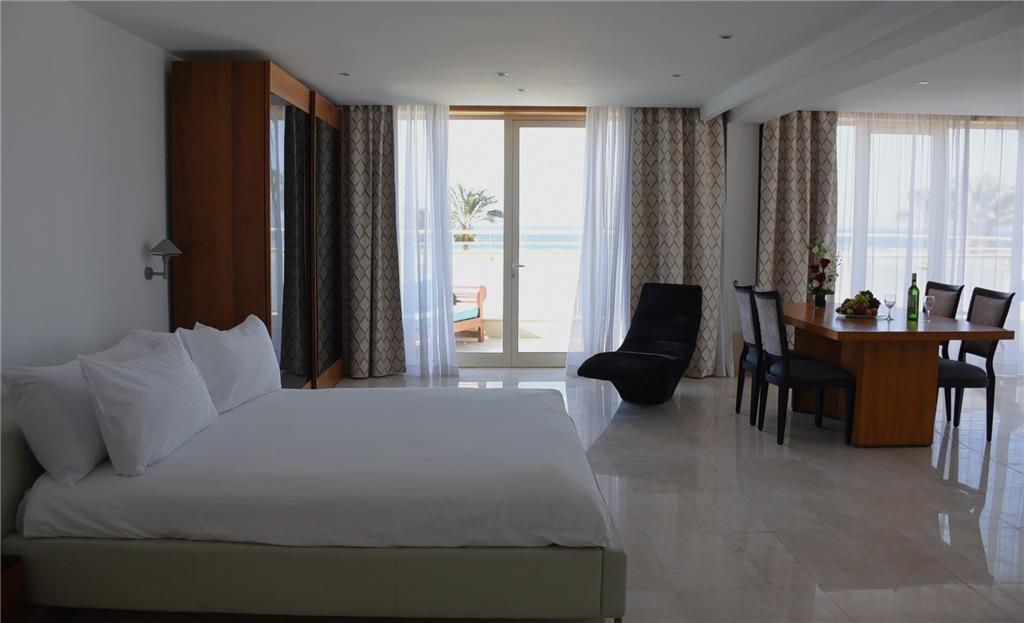 BARCELO TIRAN SHARM-guestroom-Guest Room,Suite,On-Site.jpg