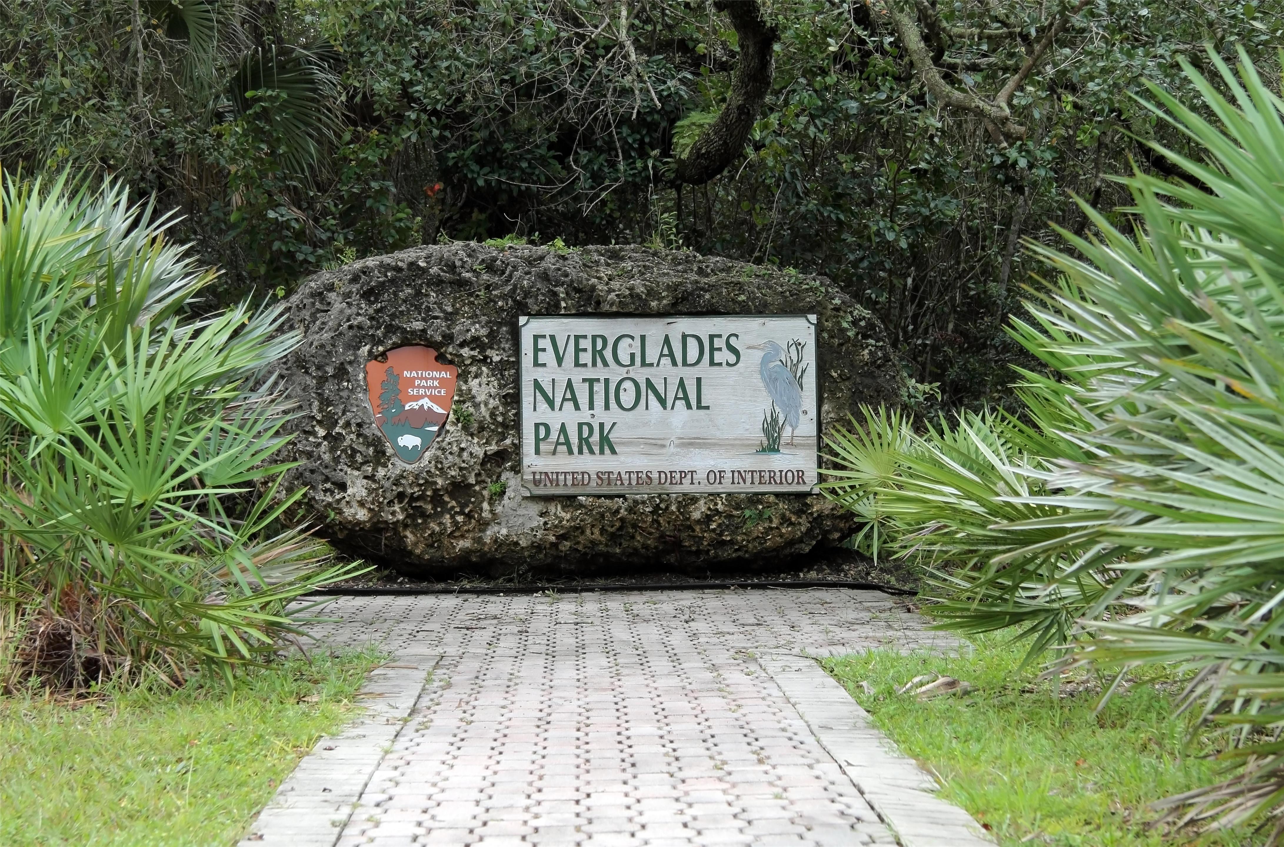 Destination | Hyatt House Naples/5th Avenue