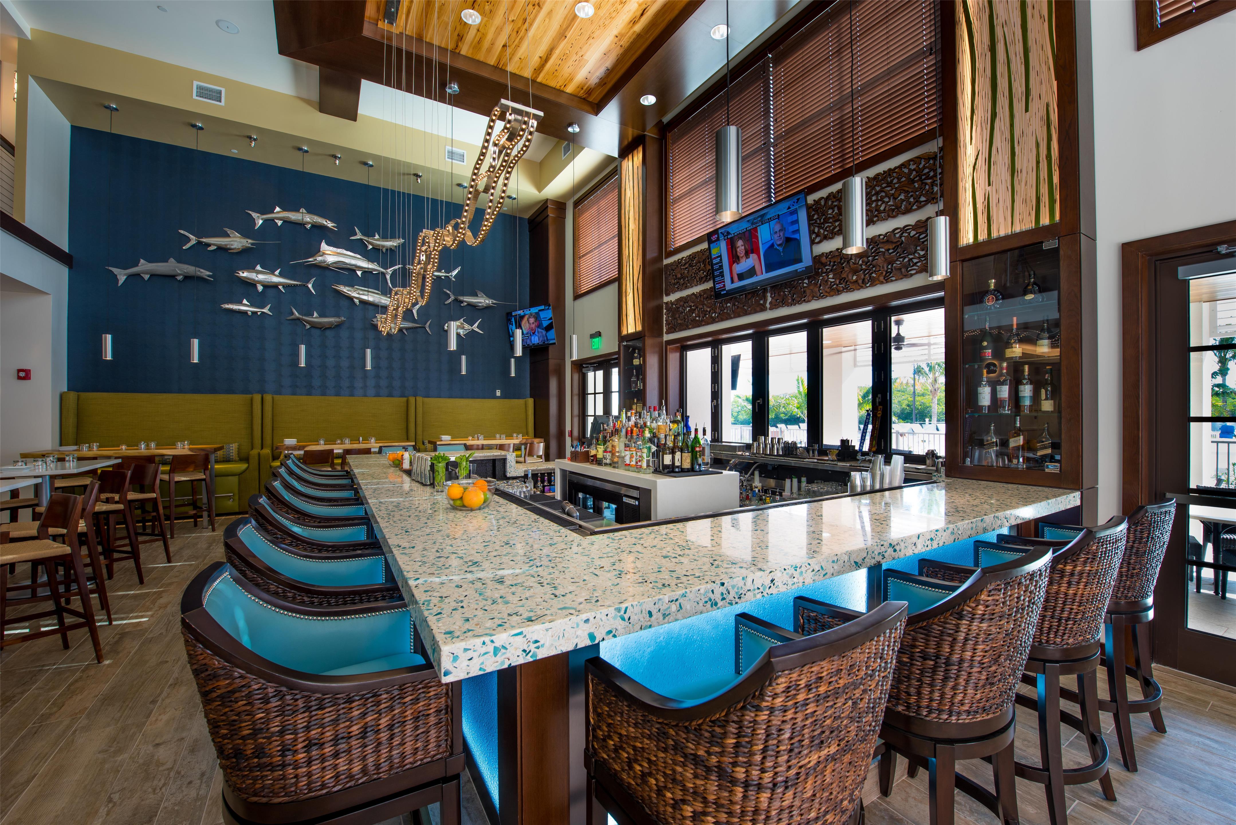 Bar Lounge | Hyatt House Naples/5th Avenue
