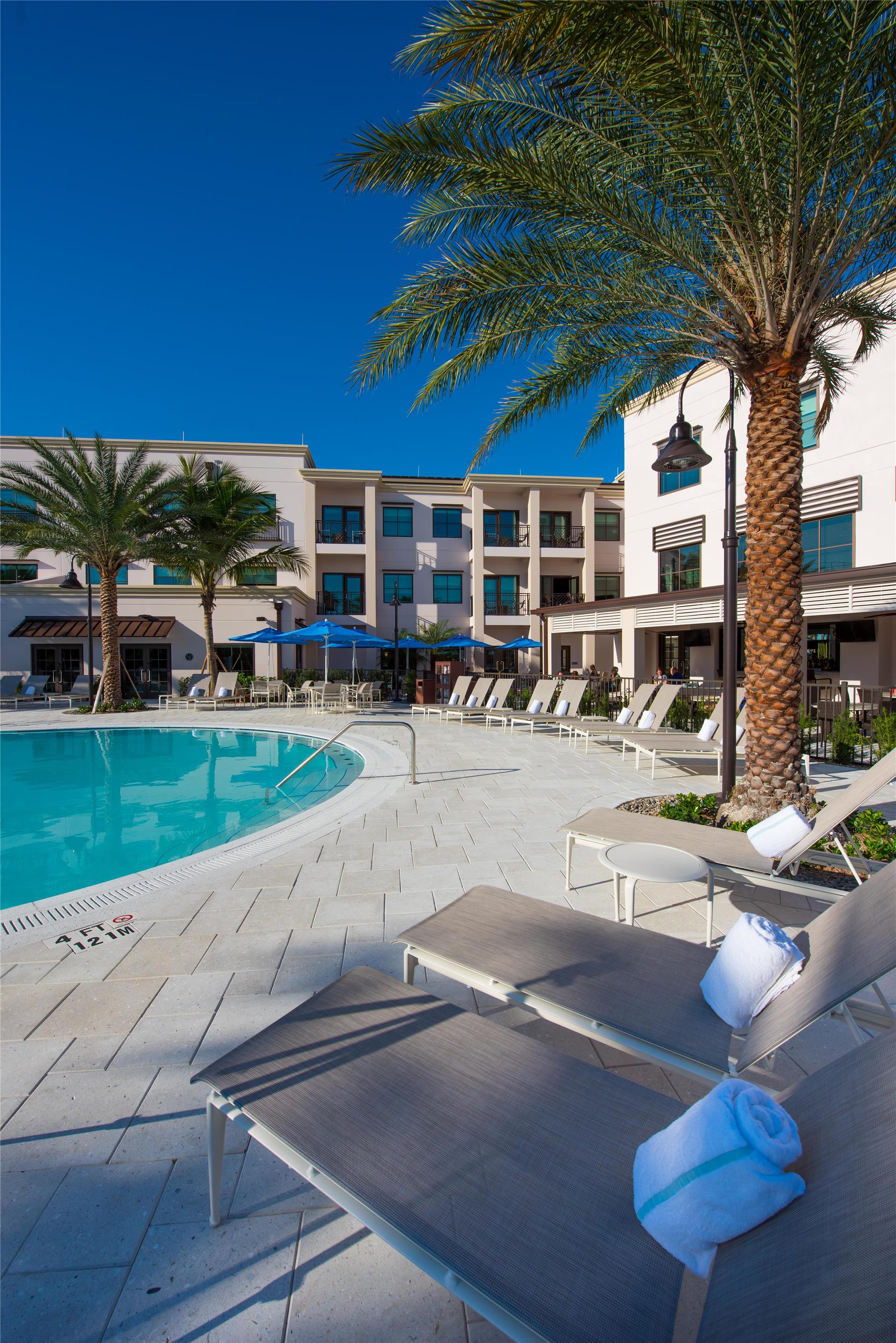 Pool | Hyatt House Naples/5th Avenue