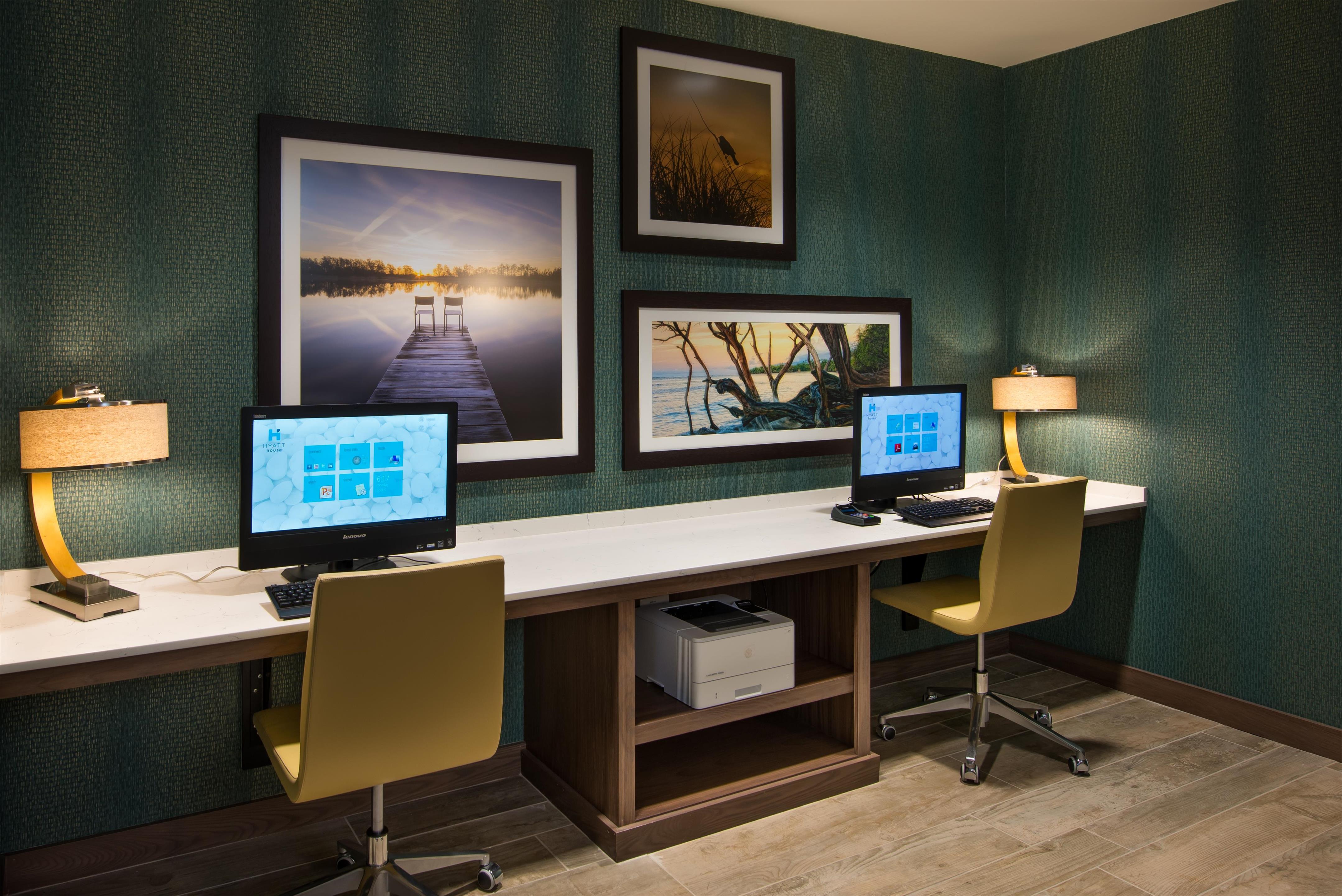 Lobby | Hyatt House Naples/5th Avenue