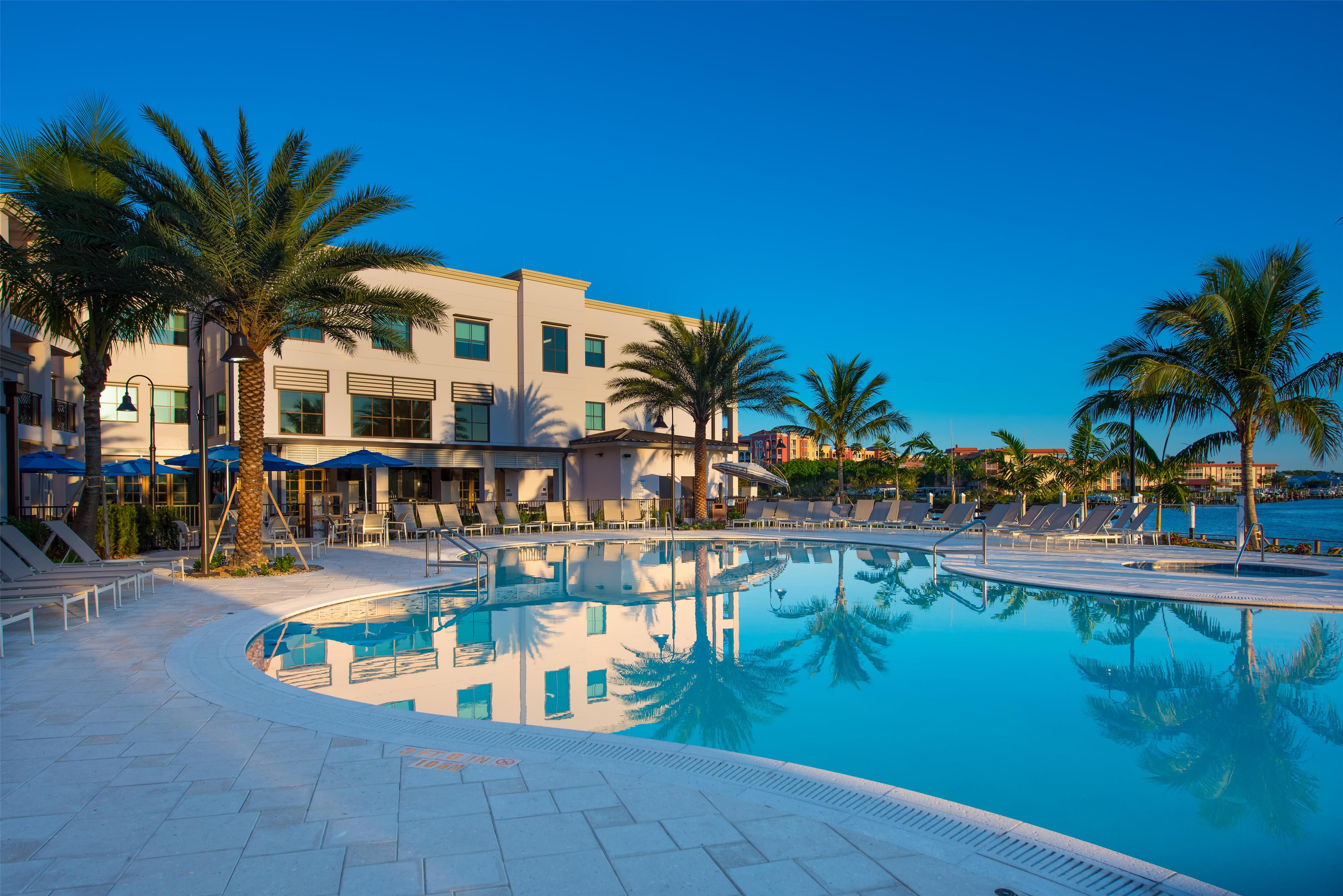 Pool | Hyatt House Naples/5th Avenue