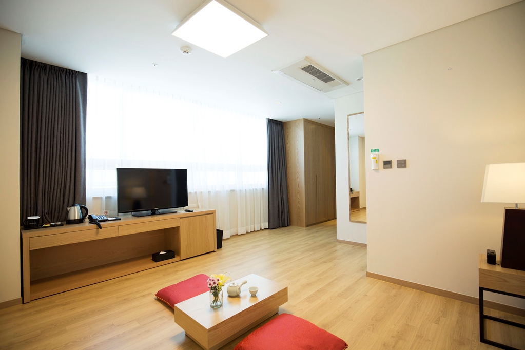 Best Western Haeundae Hotel-guestroom-Guest Room,Indoor/Interior,On-Site.jpg