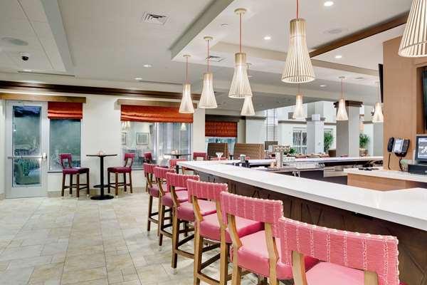 Bar - Hilton Garden Inn Spring