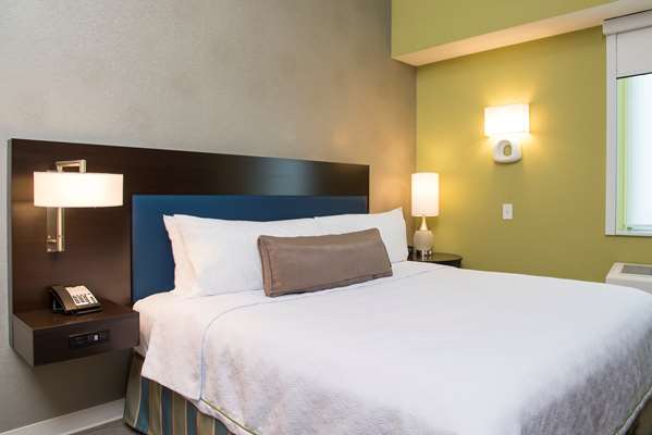  - Home2 Suites by Hilton Downtown Indianapolis
