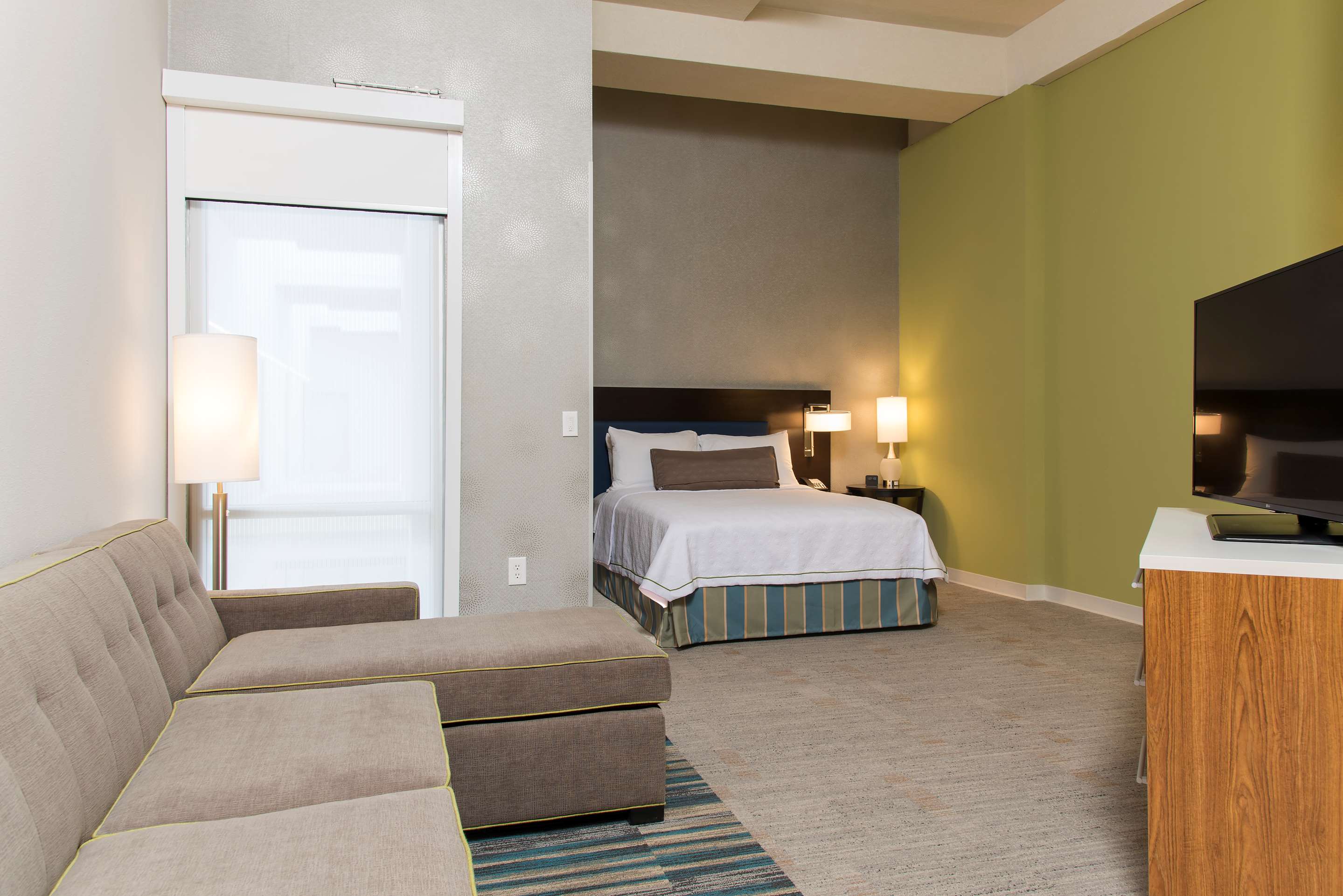 Guest room