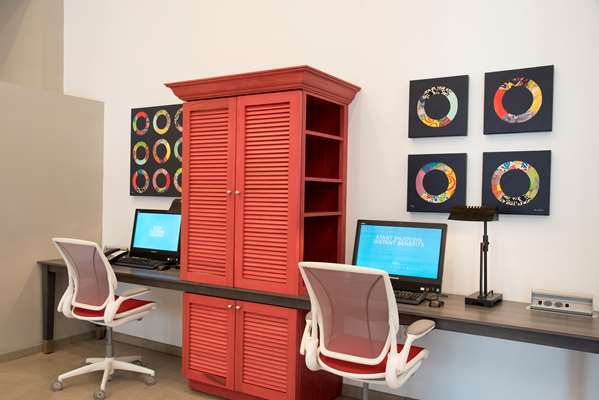 Conference Area - Home2 Suites by Hilton Downtown Indianapolis