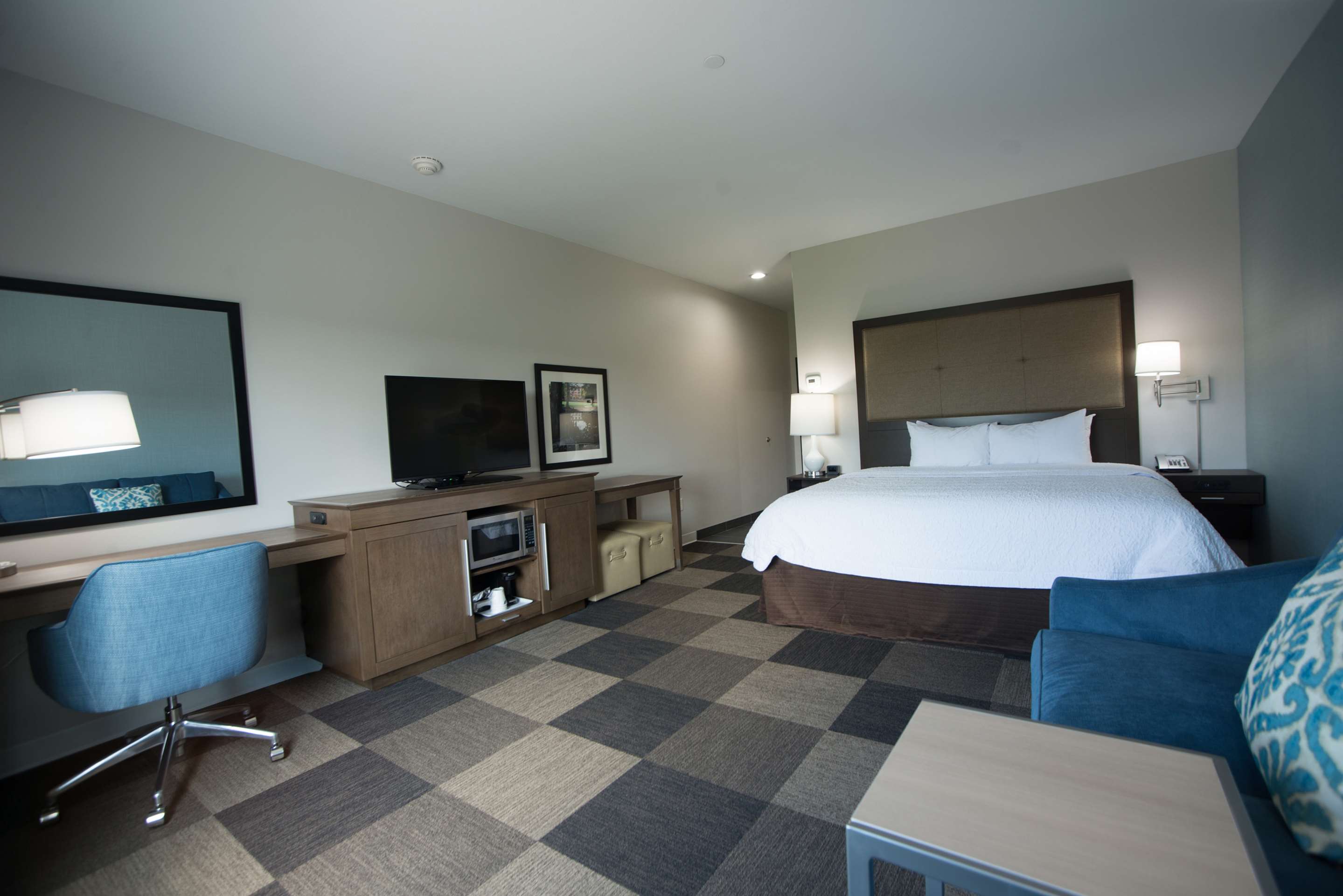 Guest room