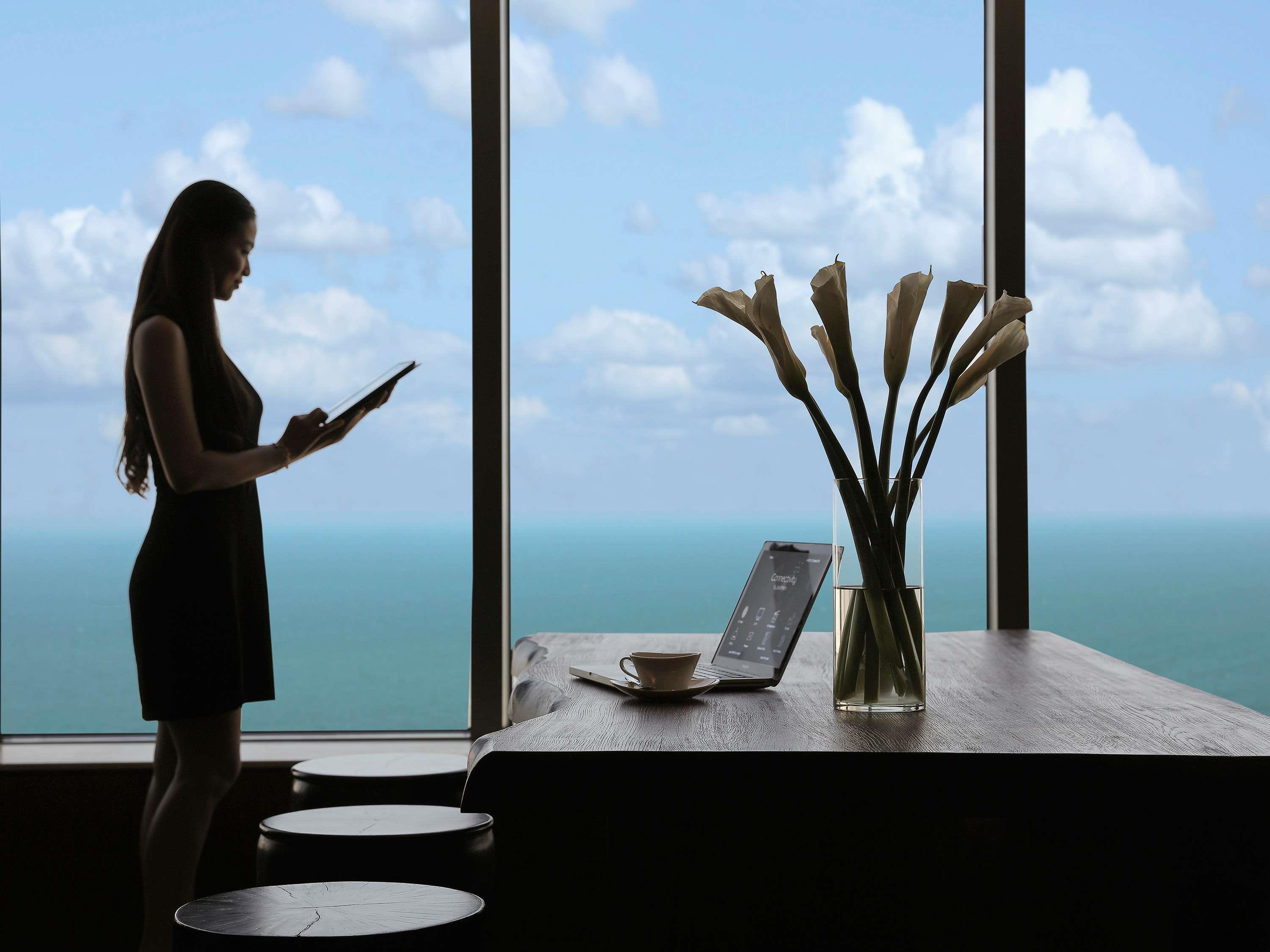 PULLMAN VUNG TAU Room Type - EXECUTIVE ROOM, LOUNGE ACCESS, 2 SINGLE SIZE BEDS PULLMAN VUNG TAU Room Type - EXECUTIVE ROOM, LOUNGE ACCESS, 2 SINGLE SIZE BEDS